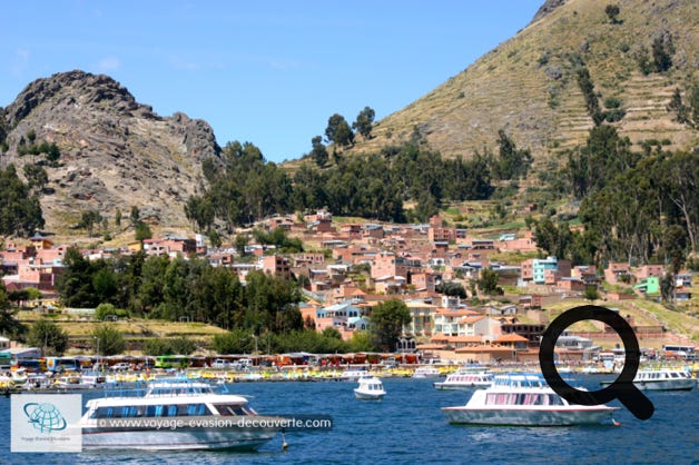 Située sur les rives du lac Titicaca, cette petite ville jouit d'un cadre naturel enchanteur. Copacabana est souvent appréciée comme une oasis de tranquillité et de repos et aussi LA porte d'entrée pour un petite croisière sur le lac et la visite des îles du Soleil et de la Lune.