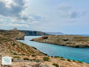 Crystal Lagoon sur l'île de Comino dans l'archipel maltaise
