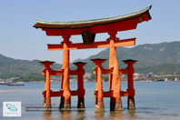 Portail du Sanctuaire d'Itsukushima au Japon