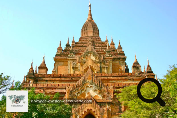 Ce superbe Temple d'Htilominlo est chronologiquement le dernier des "grands temples" bouddhiques de Bagan. Il a été édifié entre 1211 et 1218 par le roi Htilominlo (ou Nantaungmya) pour commémorer le fait qu'un parasol, symbole de pouvoir, se serait incliné devant lui au cours de son intronisation.