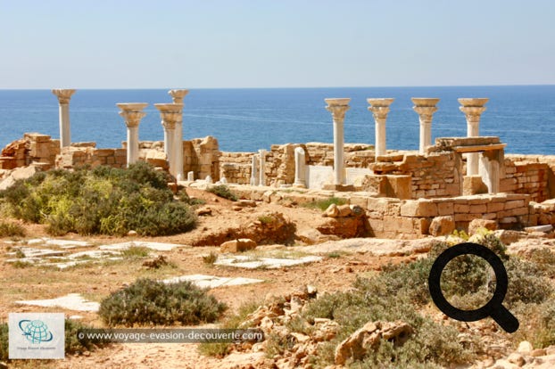 C’est un site archéologique d’origine grecque, le site renferme les ruines de deux basiliques de toute beauté et en bon état de conservation. Il était un évêché à l'époque byzantine.