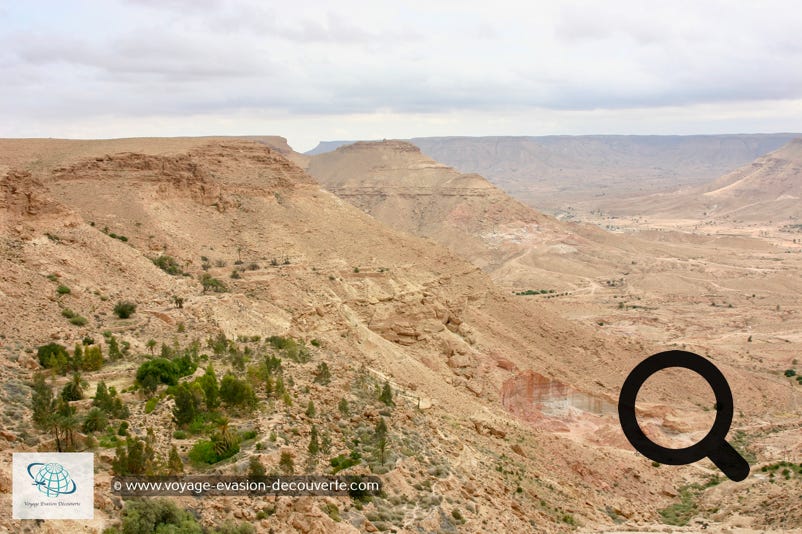 Nous avons repris la route en passant dans la région montagneuse  aride de Nefoussa, le pays des bergères.  