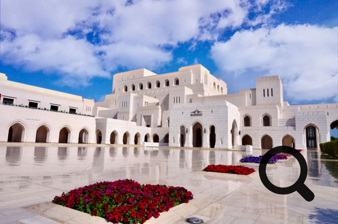 Visite du sublime Opéra Royal, une merveille d'architecture arabo-islamique qui mêle élégance moderne et traditions.