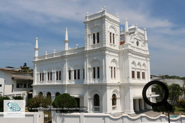 L'activité principale... tout simplement, flâner dans les ruelles et faire de belles photos, se balader tranquillement sur les remparts, faire du shopping et se poser à l'ombre d'un arbre dans un café pour apprécier le temps qui passe.