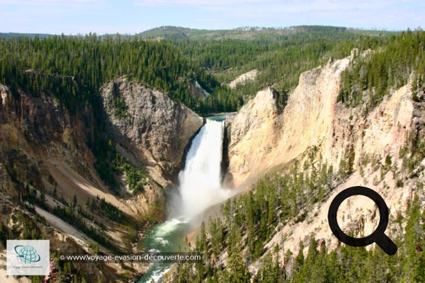 Vieille de 590 000 ans, la Lower Yellowstone Falls est la plus grande chute d’eau des montagnes Rocheuses des États-Unis. 