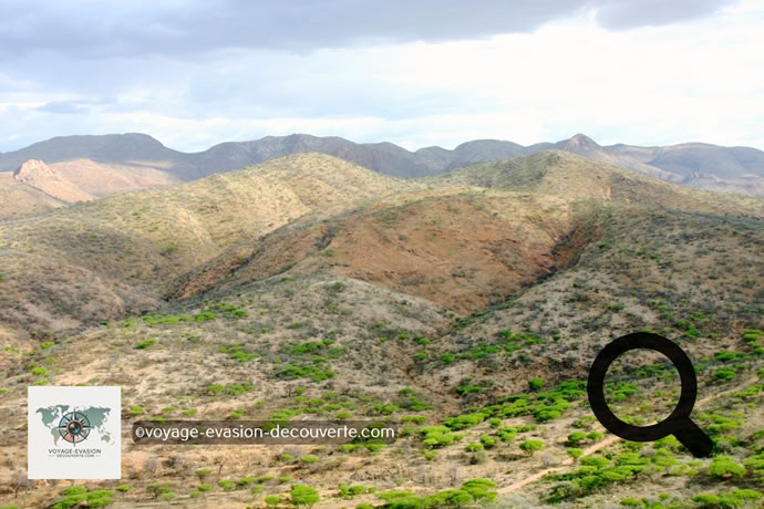 Dernière nuit dans le parc et le lendemain nous sommes partis à Windhoek pour notre dernière soirée en Namibie.