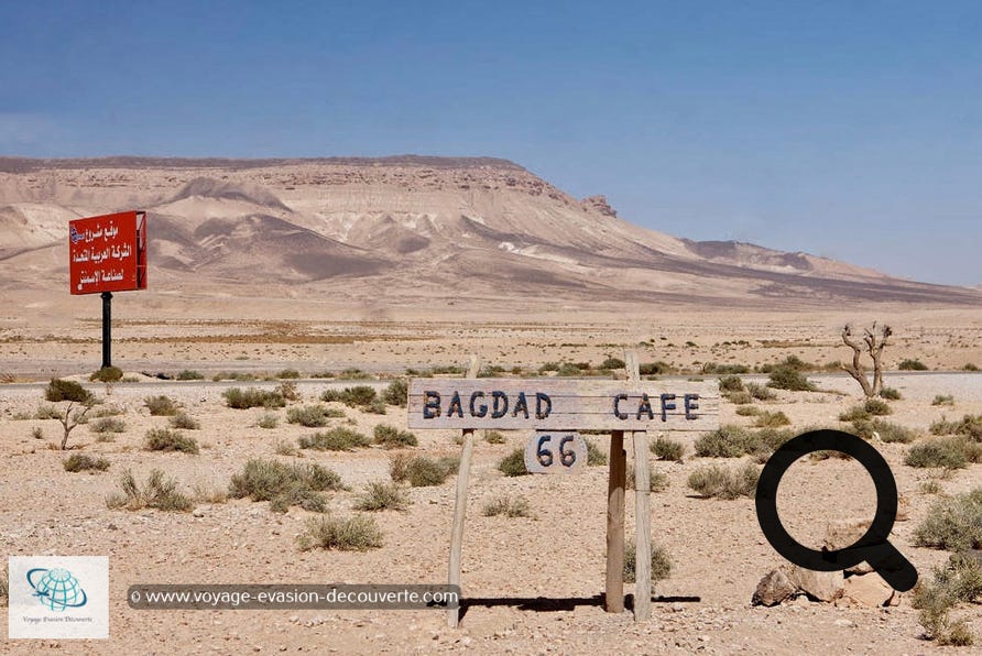 Le Bagdad Café… Non ce n’est pas celui du film, en vérité, ce café se situe au carrefour de la route pour la frontière irakienne. 