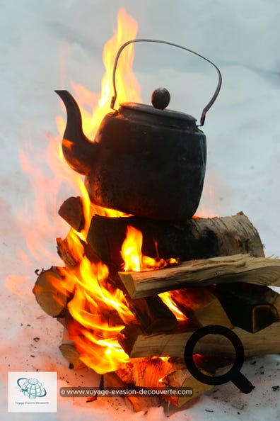 Après le déjeuner, ils nous ont servi le fameux jus de baies rouges chaud aux épices très apprécié et un très bon remède contre le froid polaire.