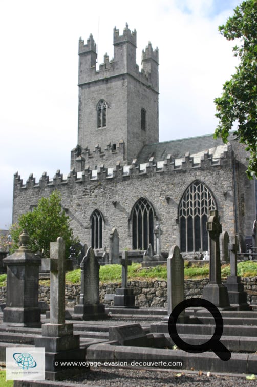 Nous sommes remontés au Nord jusqu’à la cité historique de Limerick où l’on peut visiter le château du Roi Jean, King John’s Castle. Il fut construit au début du XIIIe siècle sous les ordres du roi d'Angleterre Jean sans Terre.
