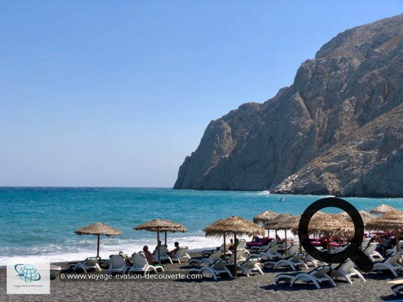 Que faire à Kamari à Santorin ? Plages de Kamari