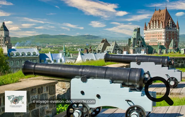 Au sommet du célèbre cap Diamant se trouve la plus importante forteresse britannique en Amérique du Nord.