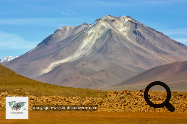 Après le petit déjeuner, nous reprenons la route en direction du Salar alors que défilent sous nos yeux les époustouflants paysages du Sud Lípez. Nous ne nous lassons pas du spectacle que l’on nous offre.  