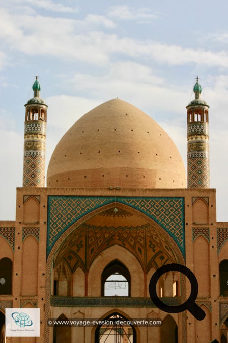 Construite à la fin du XVIIIe siècle, cette mosquée est très belle dans sa sobriété.