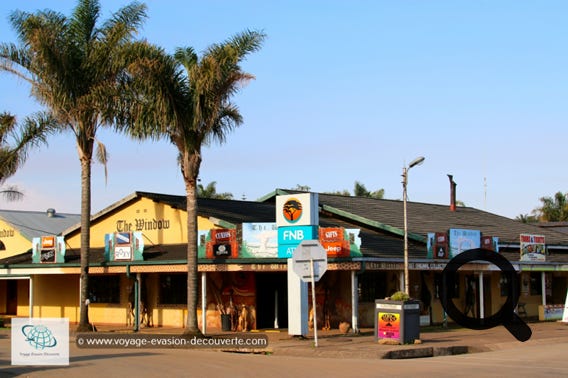 Situé à environ 1 400 mètres d'altitude, ce village de la province du Mpumalanga fut établi dans les années 1880 comme camp pour chercheurs d'or, mais est désormais essentiellement active pour l'exploitation forestière, l'agriculture et le tourisme.