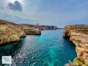 Crystal Lagoon sur l'île de Comino dans l'archipel maltaise