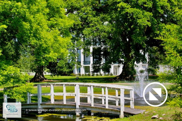 Elle se trouve à White Castle. Il s'agit d'une demeure liée à une plantation de coton. Construite dans le style néo-classique entre 1855 et 1859 pour la famille de John Hampden Randolph, elle est depuis transformée en musée. Avec ses 64 pièces, ses 165 portes et ses 200 fenêtres, c’est le plus grand “manoir” d’avant-guerre de l’État de Louisiane. 