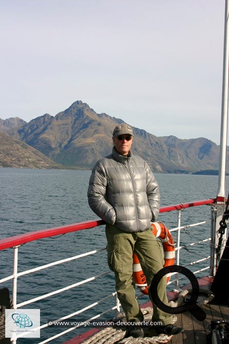 Ce magnifique bateau à vapeur, datant de 1912, permet de faire d'agréables croisières sur le lac Wakatipu.