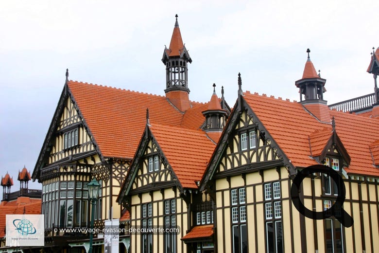 Ce splendide ancien centre thermal de style Tudor construit en 1908 a été reconverti en musée.  