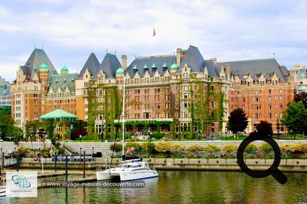 Victoria est la capitale provinciale de la Colombie-Britannique et se trouve à la pointe Sud de l'île de Vancouver. Elle a été fondée par la Compagnie de la Baie d'Hudson. La cité est nommée ainsi du nom de la reine Victoria.