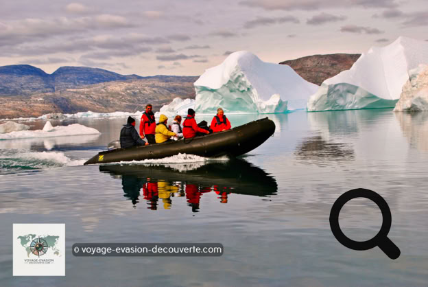 Ce voyage a été un vrai coup de cœur. J’ai eu le privilège de découvrir ce lieu exceptionnel qui fascine et alimente l’imaginaire de beaucoup de mondes. Ce rêve d’enfant devenu réalité, d’avoir pu naviguer aussi près de ces géants de glace. Explorer cette petite partie du Groenland, sur un voilier comme le Rembrandt, a été une aventure extraordinaire. Partir à la découverte de cette terre au premier abord inhospitalière, imprévisible et mystérieuse, loin de la ruée de la civilisation humaine, a rendu ce voyage unique.