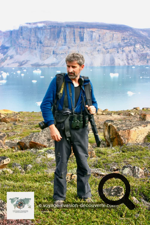 Ce voyage a été un vrai coup de cœur. J’ai eu le privilège de découvrir ce lieu exceptionnel qui fascine et alimente l’imaginaire de beaucoup de mondes. Ce rêve d’enfant devenu réalité, d’avoir pu naviguer aussi près de ces géants de glace. Explorer cette petite partie du Groenland, sur un voilier comme le Rembrandt, a été une aventure extraordinaire. Partir à la découverte de cette terre au premier abord inhospitalière, imprévisible et mystérieuse, loin de la ruée de la civilisation humaine, a rendu ce voyage unique.